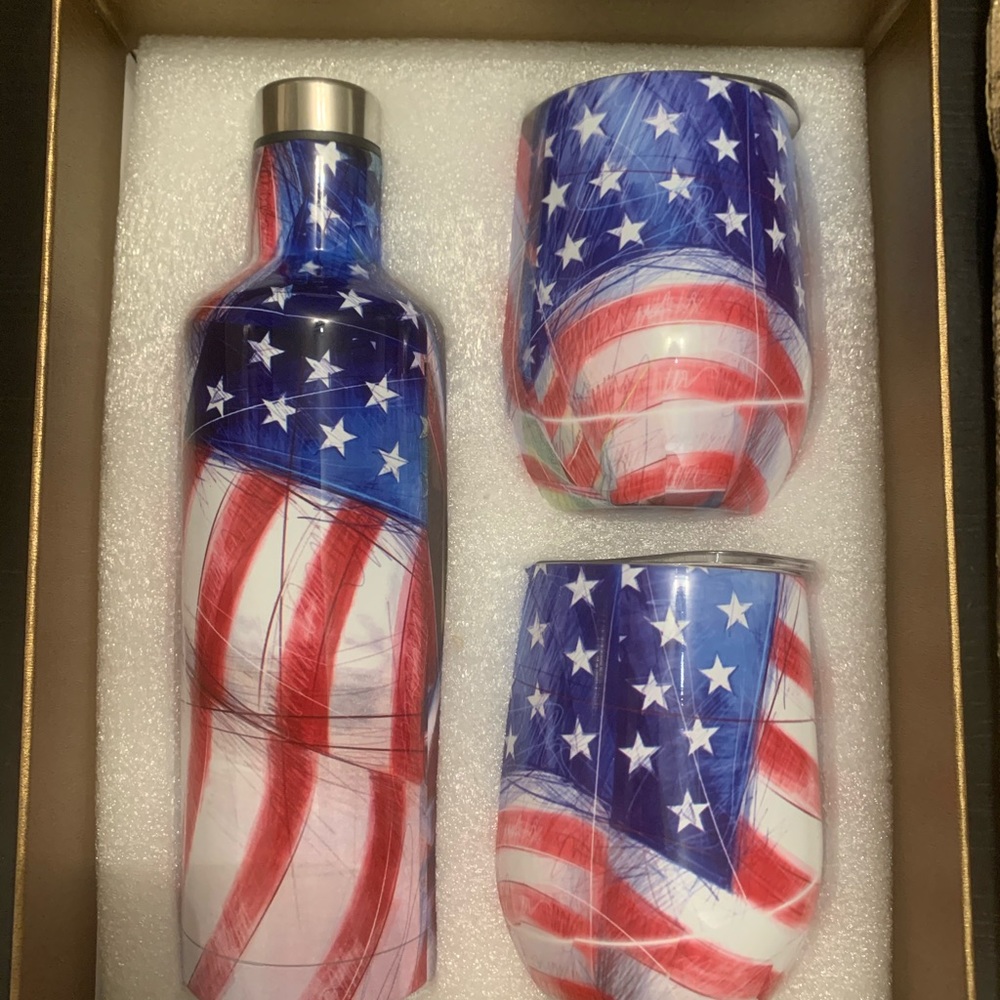 Thermo Bottle & 2 mini tumblers Gift Set